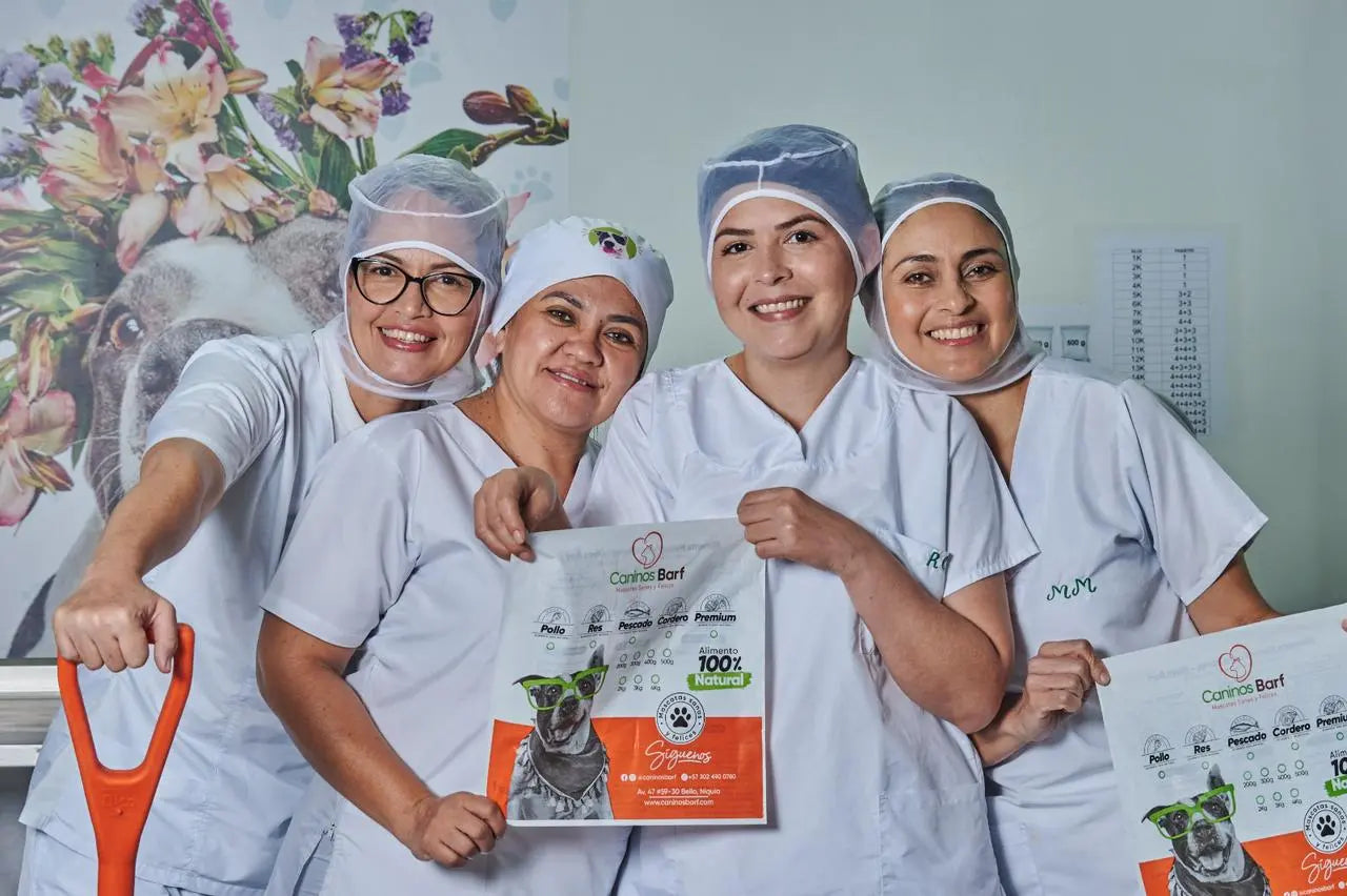 La importancia de comprar alimentación natural para mascotas en empresas certificadas y con trayectoria